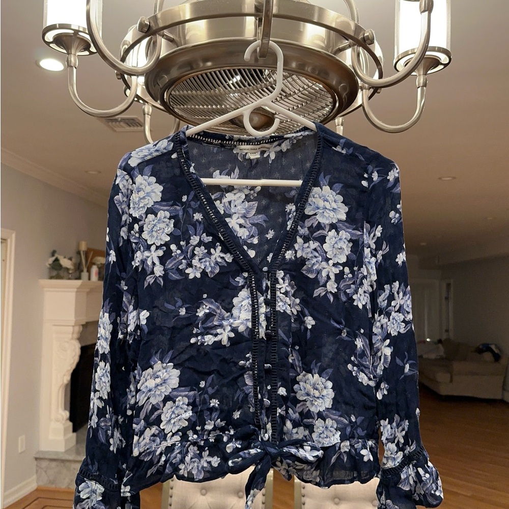 American Eagle Outfitters Blue and White Tie Front Blouse